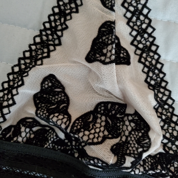 BUNDLE OF 2❣❣NWT💕Free People Alia Bralettes - Picture 5 of 16